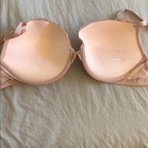 Victoria Secret Dream Angels Push-Up Bra - Picture 4 of 5
